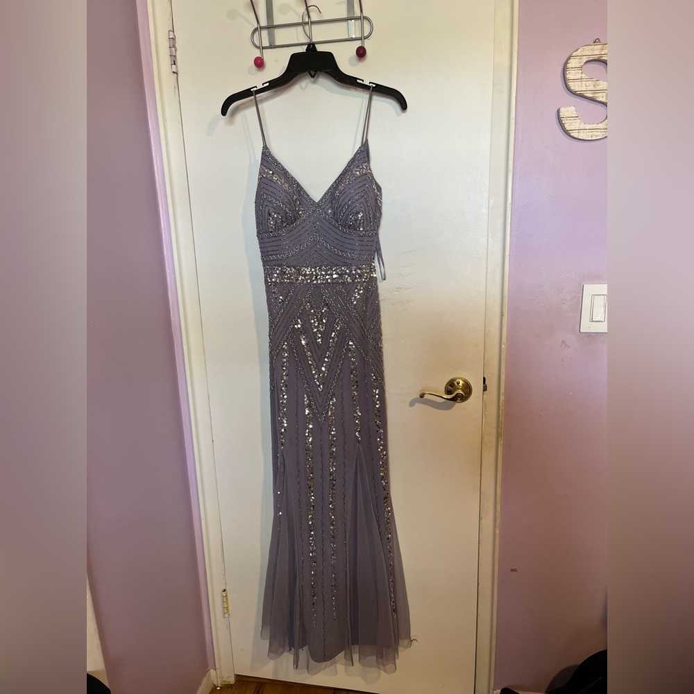 PROM DRESS - Picture 4 of 7